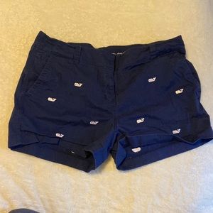 Vineyard vines shorts size 10